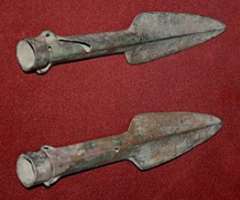 The Northern Shang and Zhou Period Gallery display bronze tools and weapons.
